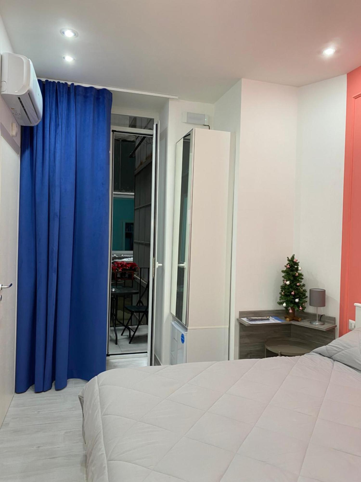 Bed and Breakfast Sogni Di Chiaia à Naples Extérieur photo